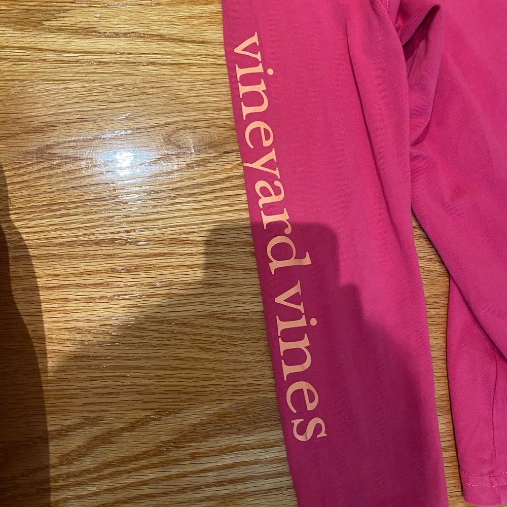 Pink Vineyard Vines Pull Over - image 5